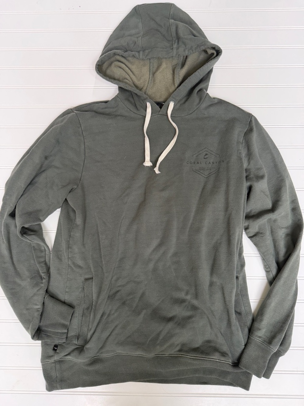 (187)Travis Mathew Olive Hooded Pullover with Contrast Drawstrings